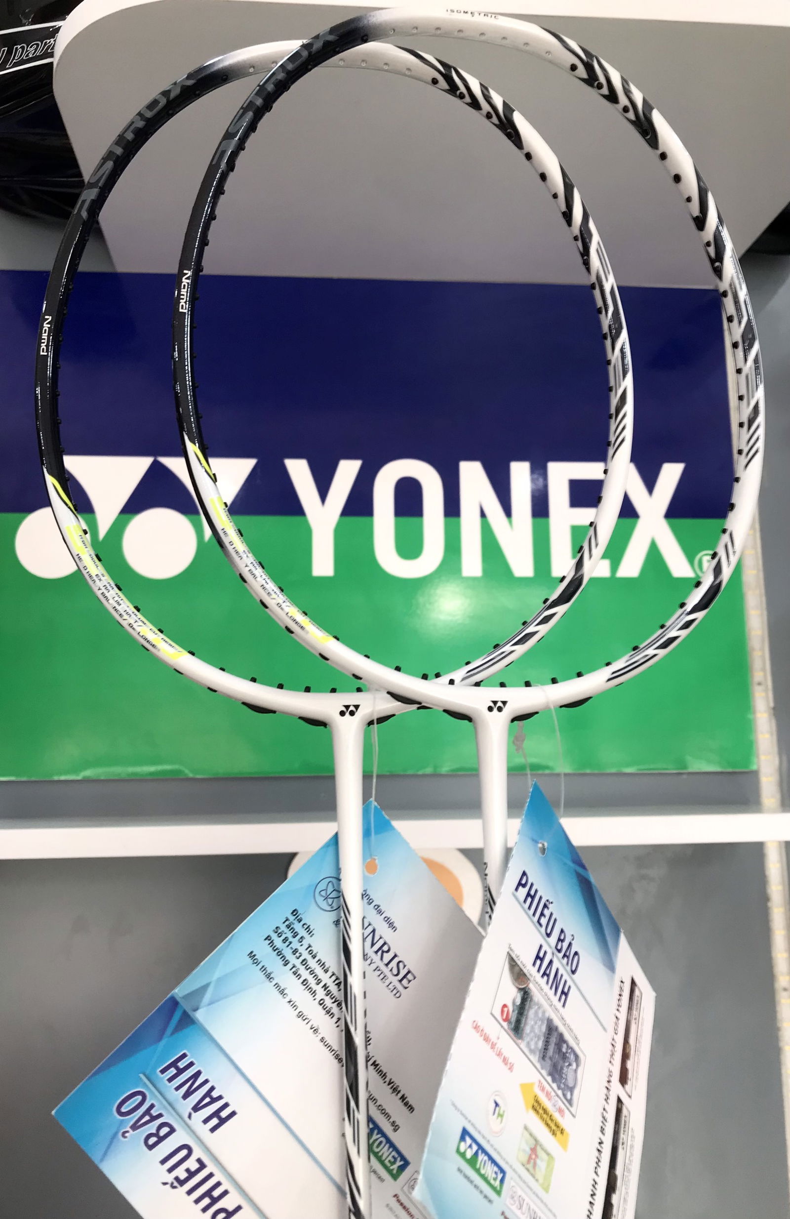 Vợt Yonex Astrox 99 Pro