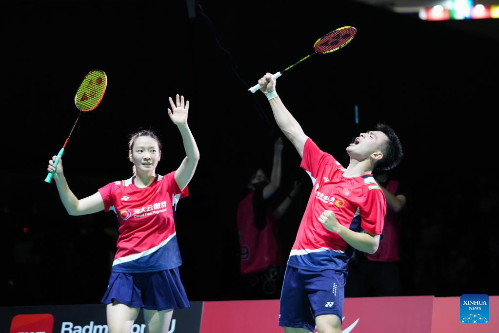 Zheng và Huang thống trị với chức vô địch Malaysia Open thứ ba liên tiếp