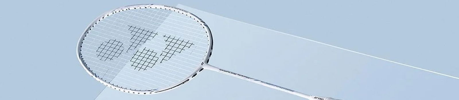 Top 6 tuyệt phẩm vợt cầu lông Yonex màu trắng cực đẹp