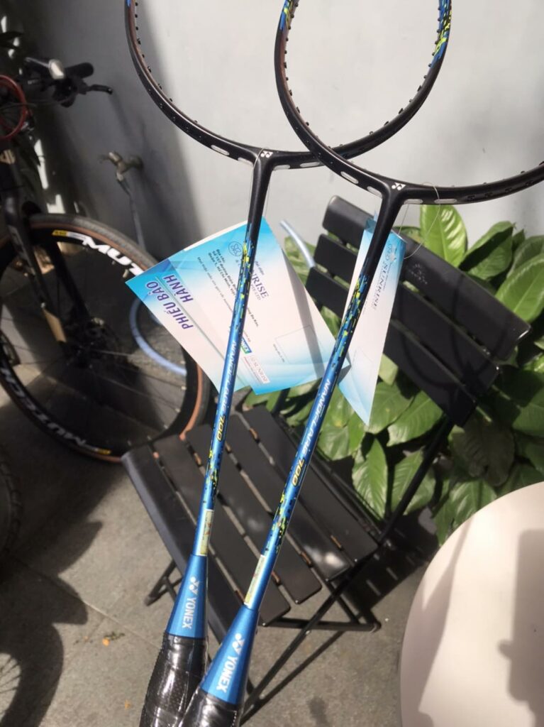 Vợt cầu lông Yonex cho nữ Nanoflare 700 xanh new