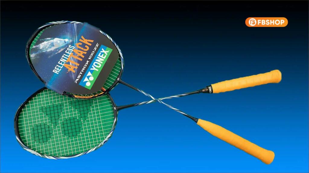 100ZZ và 100ZX đều sở hữu thiết kế nổi bật, màu sắc mạnh mẽ