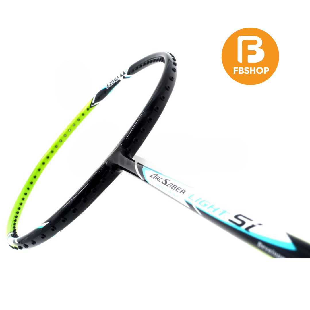 Vợt Yonex Arc Light 5i phù hợp với lối chơi công thủ linh hoạt