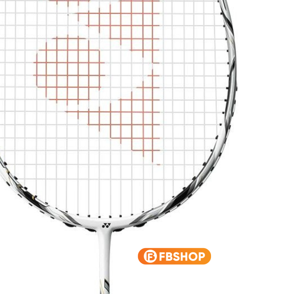 Yonex Nanoray 90DX trợ lực hiệu quả, giúp kiểm soát cầu hoàn hảo