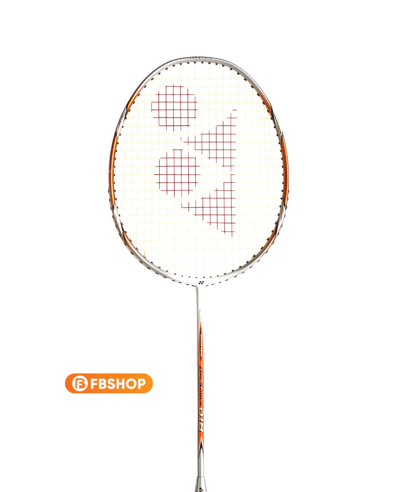 D18 của dòng Arc Yonex phù hợp với tệp người chơi rộng