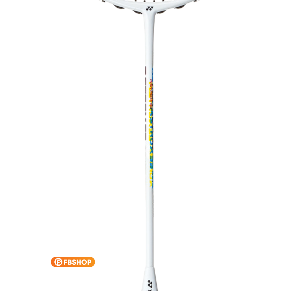 Vợt Astrox 33 phù hợp với lối chơi công thủ toàn diện