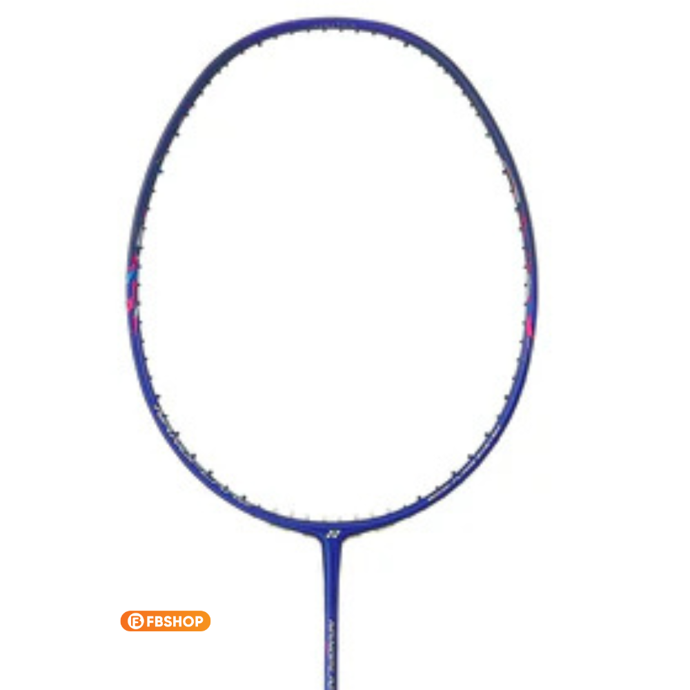 Vợt Nanoflare 400 phù hợp với người chơi có trình độ từ trung bình trở lên