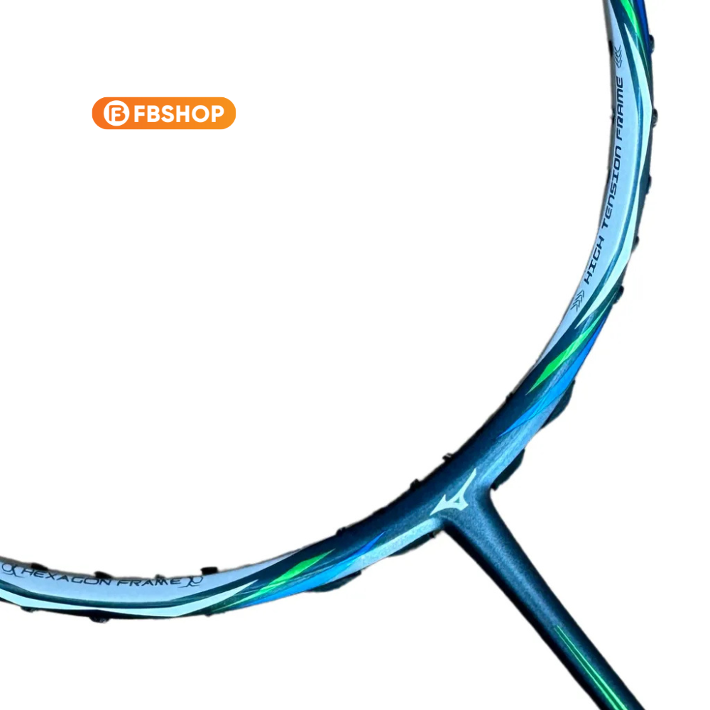 Mizuno Altrax 82 phù hợp với lối chơi thiên công