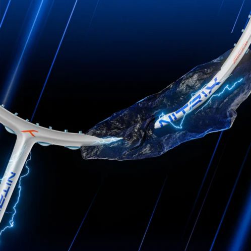 Công nghệ AERO DYNAMIC FRAME hiện đại cho những cú vung vợt trở nên chính xác hoàn hảo