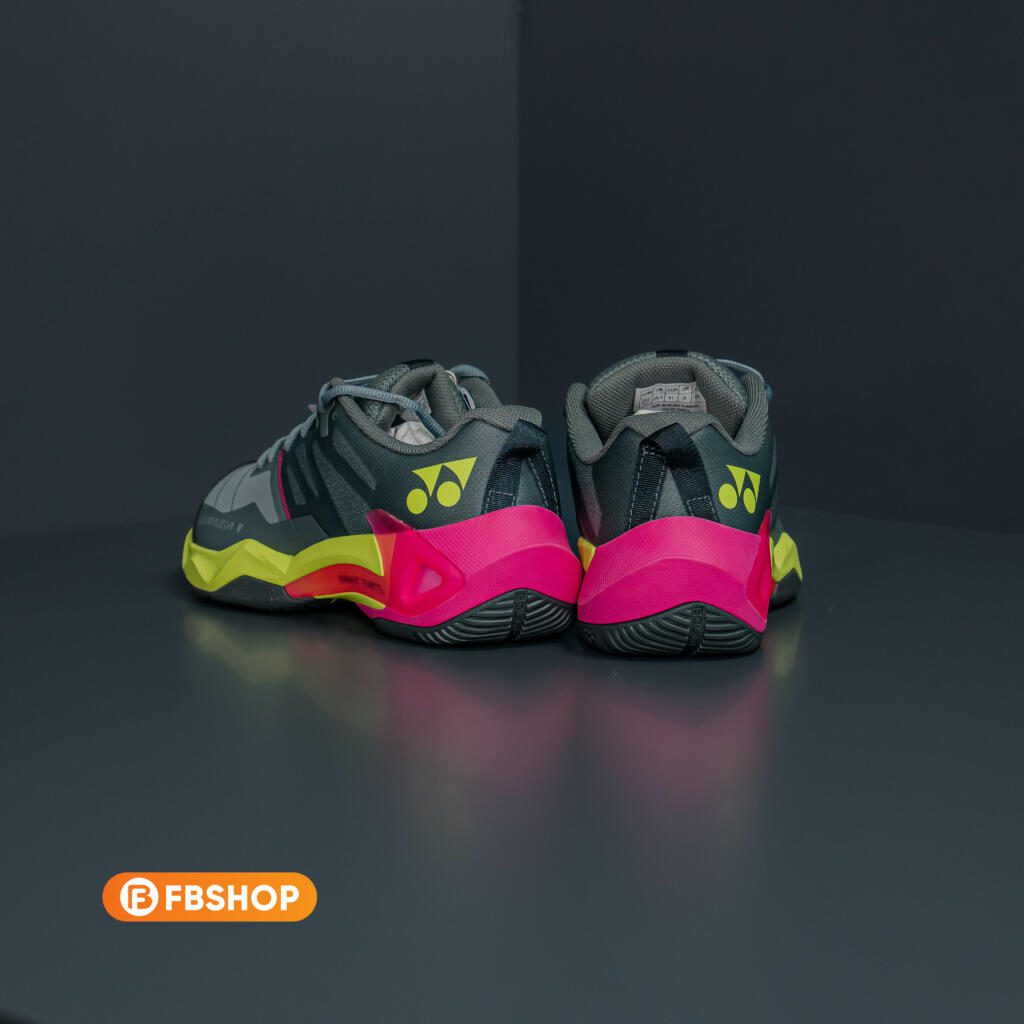 Giày Cầu Lông Yonex Subaxia GT Wide phù hợp cho những lông thủ có bàn chân bè