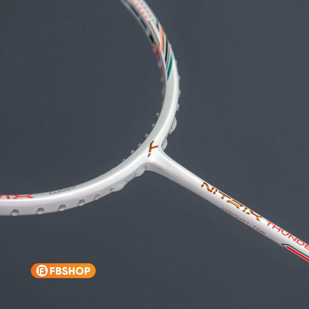  Thông số kỹ thuật vợt cầu lông Hundred Nitrix Thunder sức căng 32lbs trọng lượng 4U.