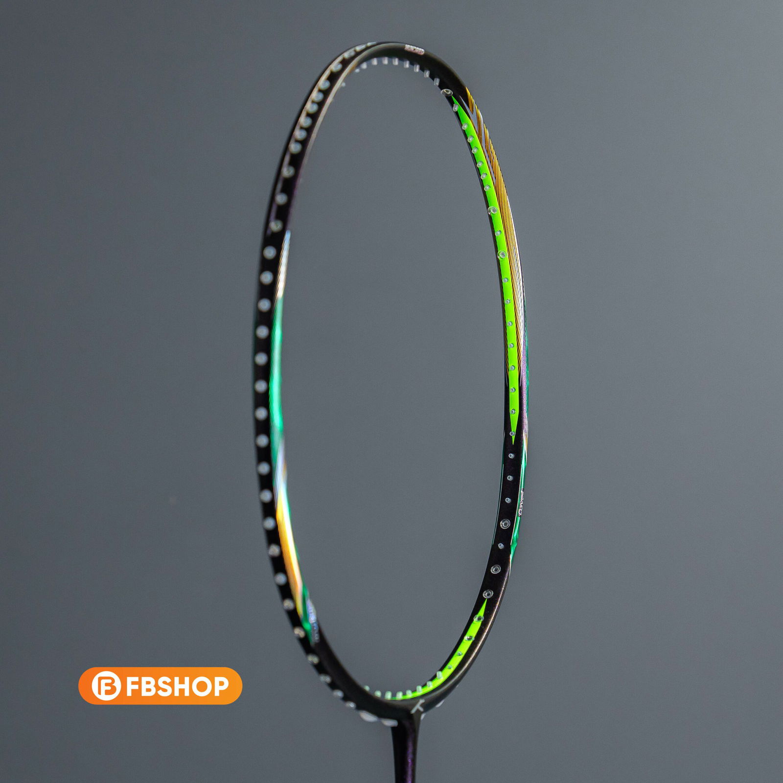 Vợt Cầu Lông Hundred Hyfonic 7 được đánh giá là một cây vợt khá ổn định