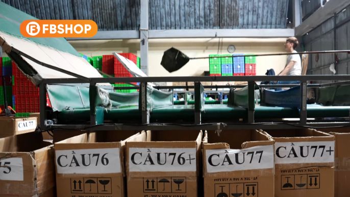 Sau khi gắn keo, khâu chỉ hoàn chỉnh, cầu được đem đi kiểm tra tốc độ đầy nghiêm ngặt 