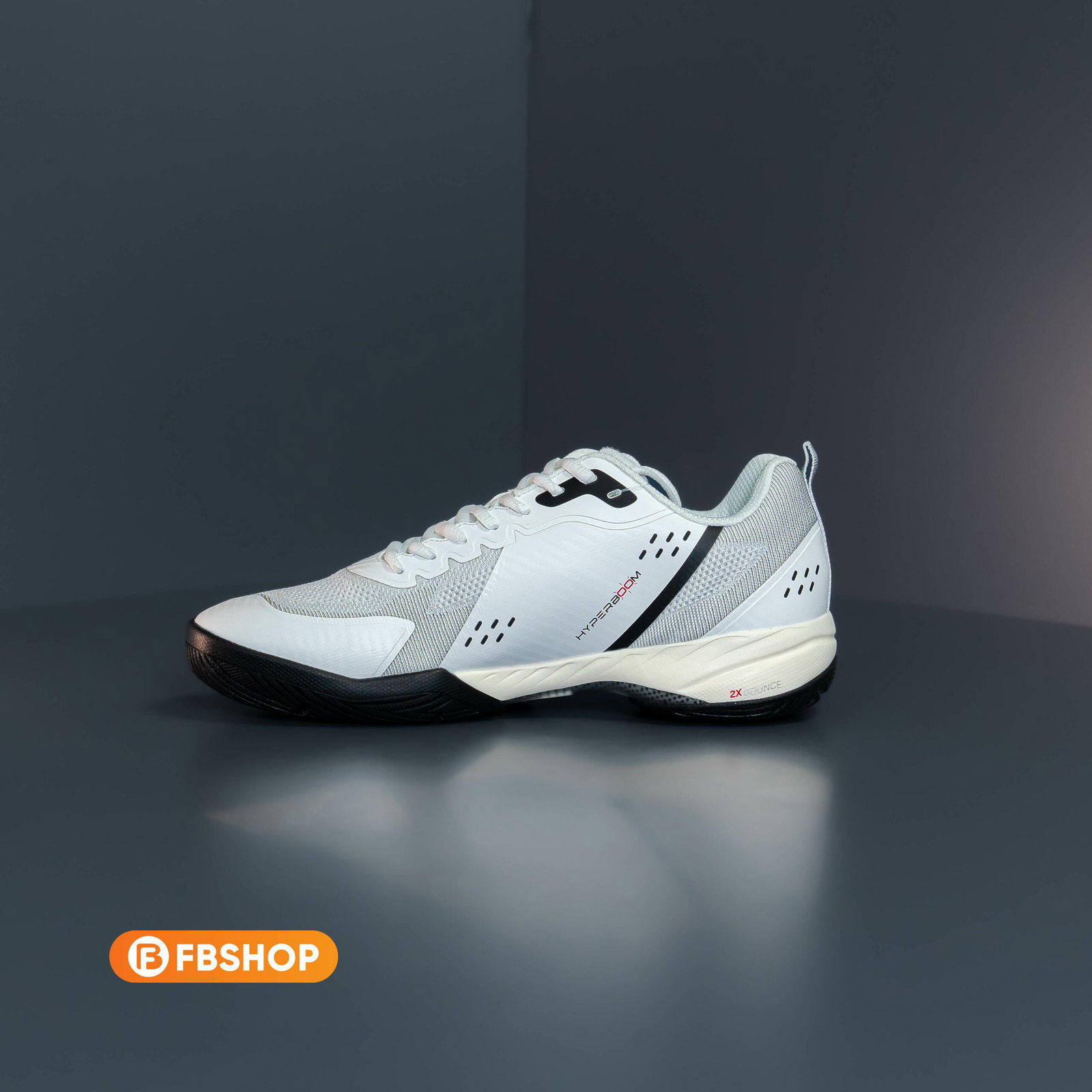 Fbshop đánh giá giày Hyperboom White mang lại cảm giác nhẹ nhàng, ổn định Fbshop đánh giá giày Hyperboom White mang lại cảm giác nhẹ nhàng, ổn định