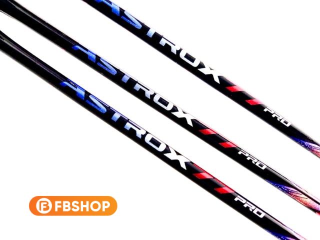 Astrox 77 Pro có 2 phiên bản 4U dành cho người chơi phong trào và 4U dành cho người chơi lâu năm 