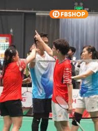 Việc nắm vững sự khác biệt giữa kỹ thuật đánh đơn và đánh đôi giúp bạn xây dựng chiến thuật thi đấu linh hoạt và tối ưu hóa sức mạnh trong từng trận đấu cụ thể