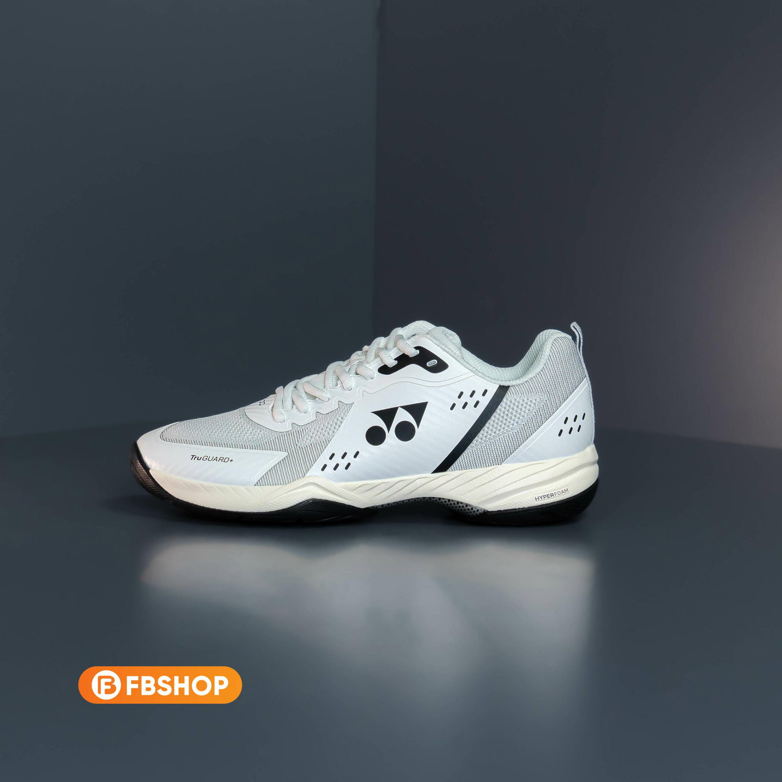 Giày Yonex Hyperboom White được tích hợp nhiều công nghệ hiện đại