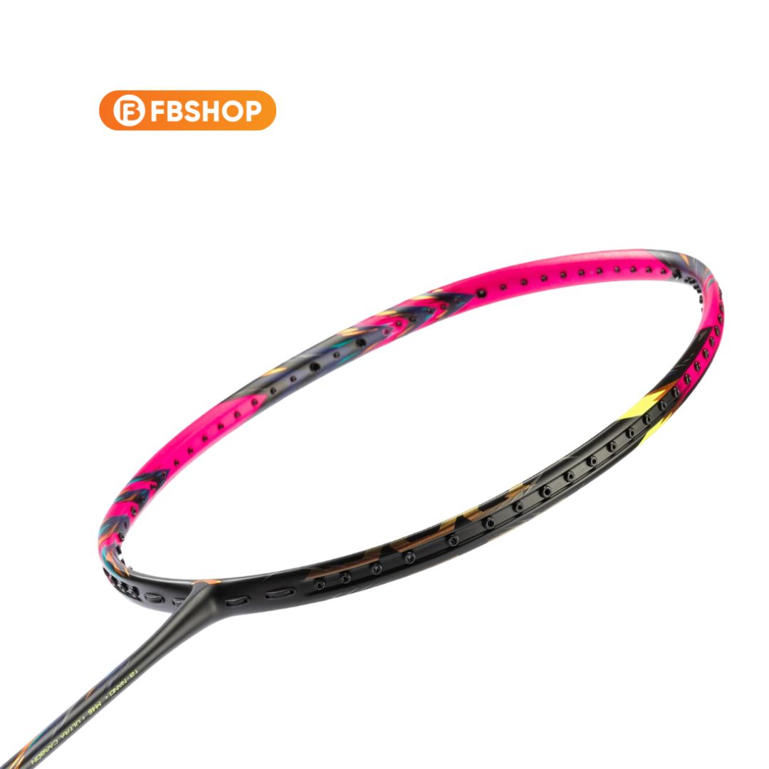 Lining Bladex 900 hồng phù hợp với lối chơi phản tạt, tì đè Lining Bladex 900 hồng phù hợp với lối chơi phản tạt, tì đè