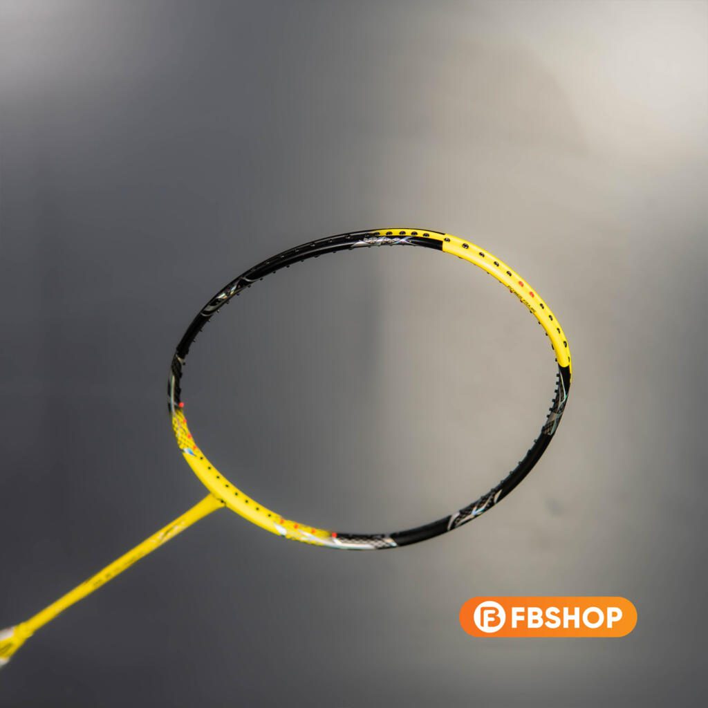 Apacs Power Max Nano Particles 1000 gây ấn tượng bởi bộ khung cho mức căng cực kỳ ấn tượng 