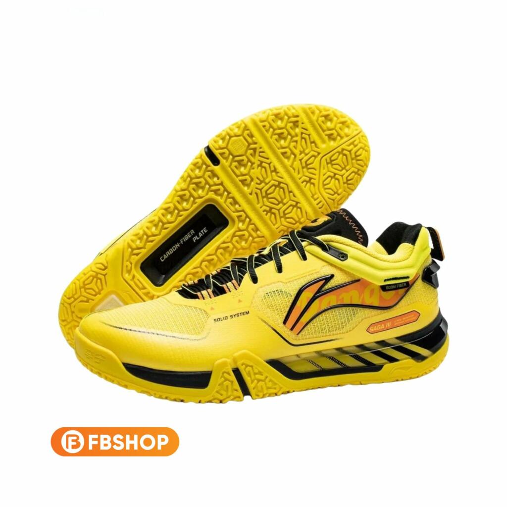 Giày Cầu Lông Lining AYAV001-2 Saga III Pro mang đến cho người chơi những bước chạy chắc chắn và ổn định 