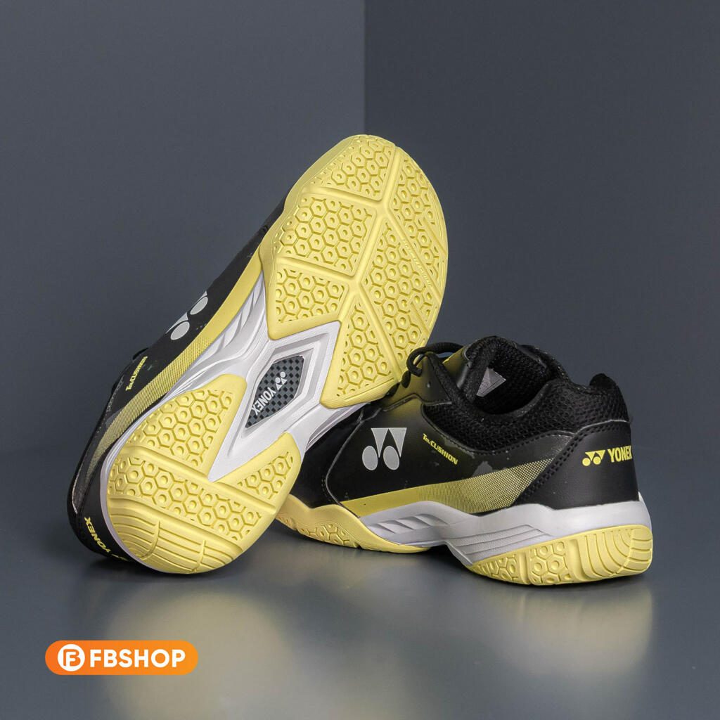 Giày cầu lông Yonex Apios cho khả năng bám sân cực kỳ hiệu quả hạn chế tình trạng trơn trượt Giày cầu lông Yonex Apios cho khả năng bám sân cực kỳ hiệu quả hạn chế tình trạng trơn trượt